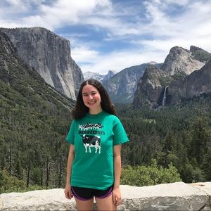 Meet your Posher, Gabi.